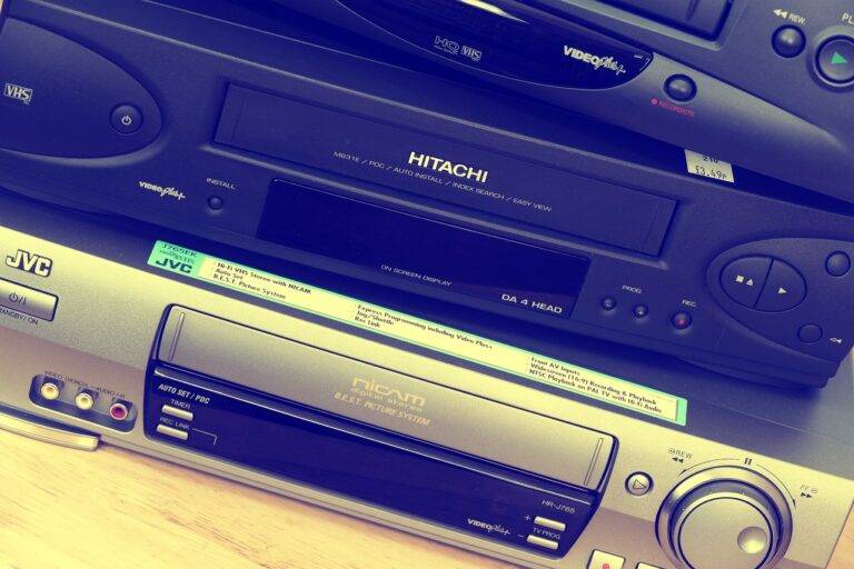 The Art of Makeup in Film Transformations: From Prosthetics to CGI