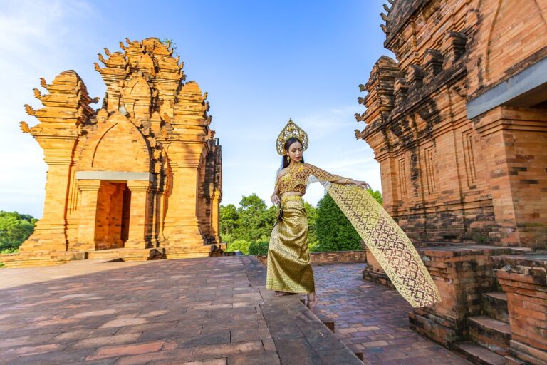 The Power of Collaboration: Fashion Designers and Artists